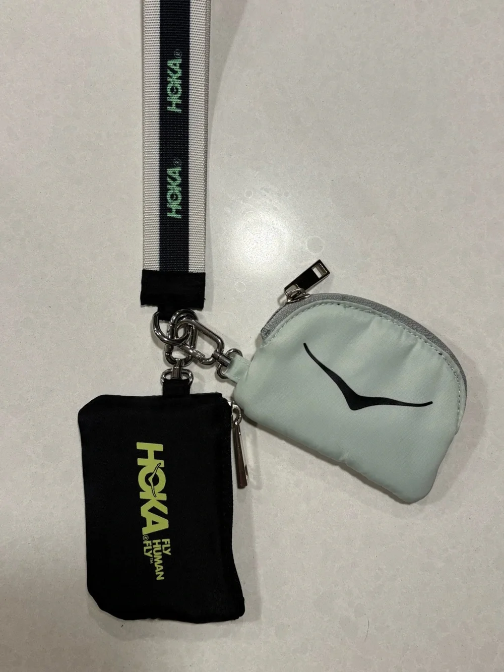 Hoka mint green and black key & card holder set